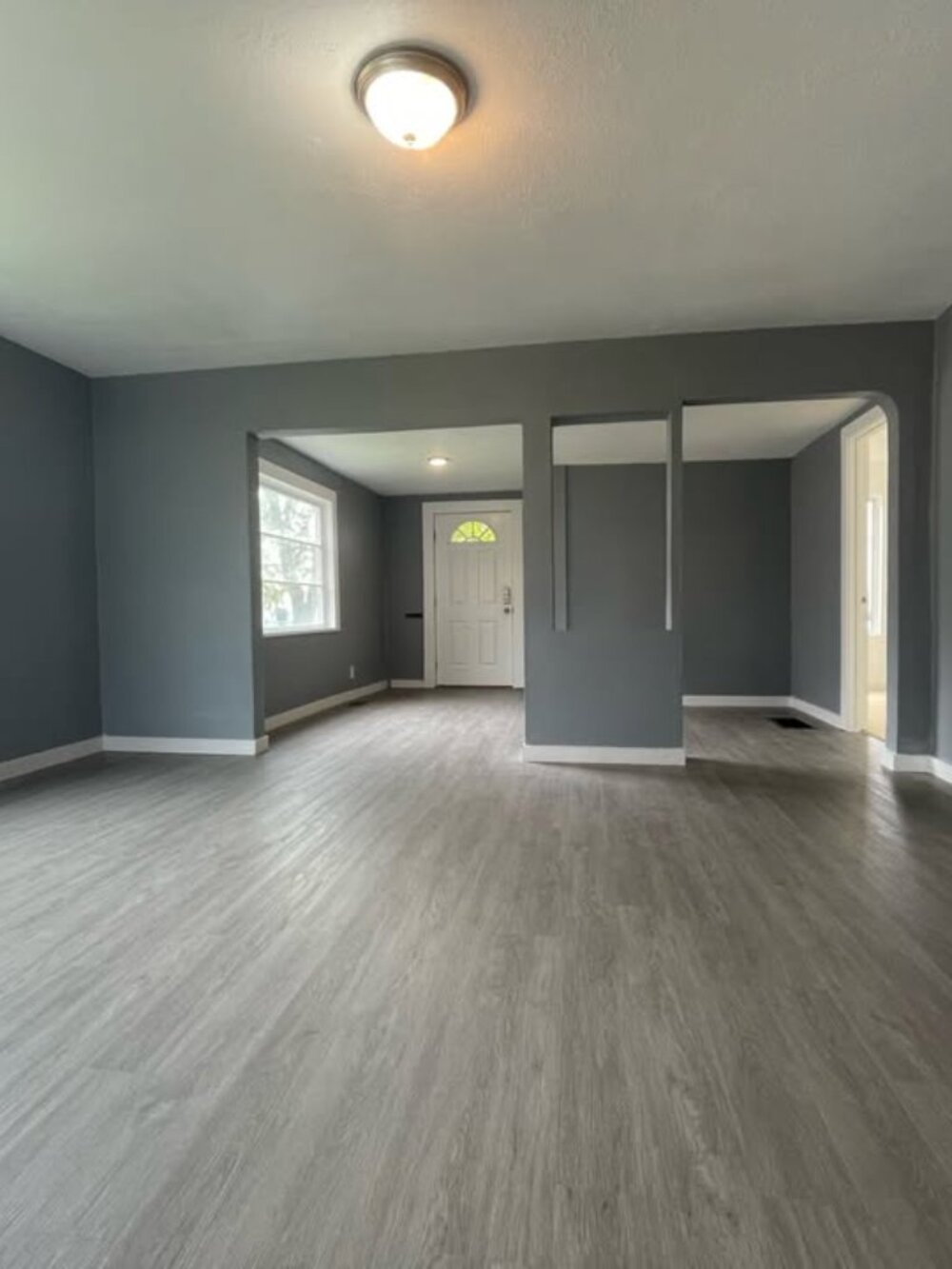 $1750 | 99201 [Lease\Rent] 2 Beds 1 Bath House - Picture 5 of 9